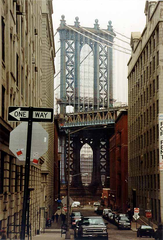 IJ_NY_2_11A_NY_manhattan_bridge.jpg (98913 bytes)