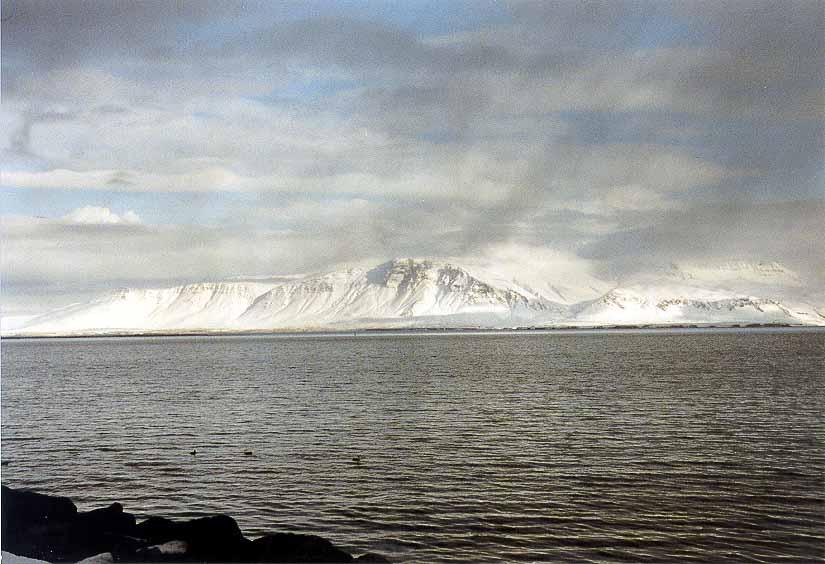 IJ_NY_2_24A_reykjavic_bergen.jpg (68875 bytes)