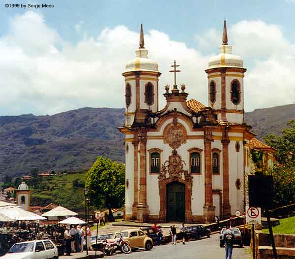 WS_083_ouro_preto_kerk.JPG (41110 bytes)