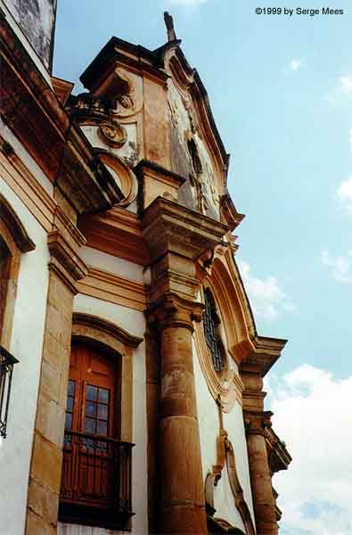 WS_086_ouro_preto_kerk_boven_in.JPG (31187 bytes)